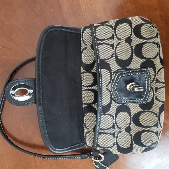 Coach Wristlet - Picture 2 of 4